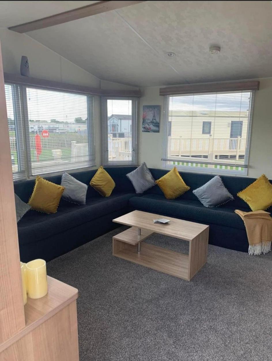 8 Berth 3 Bed Caravan Golden Palm Ml9 Чапел-Сент-Леонардс Экстерьер фото
